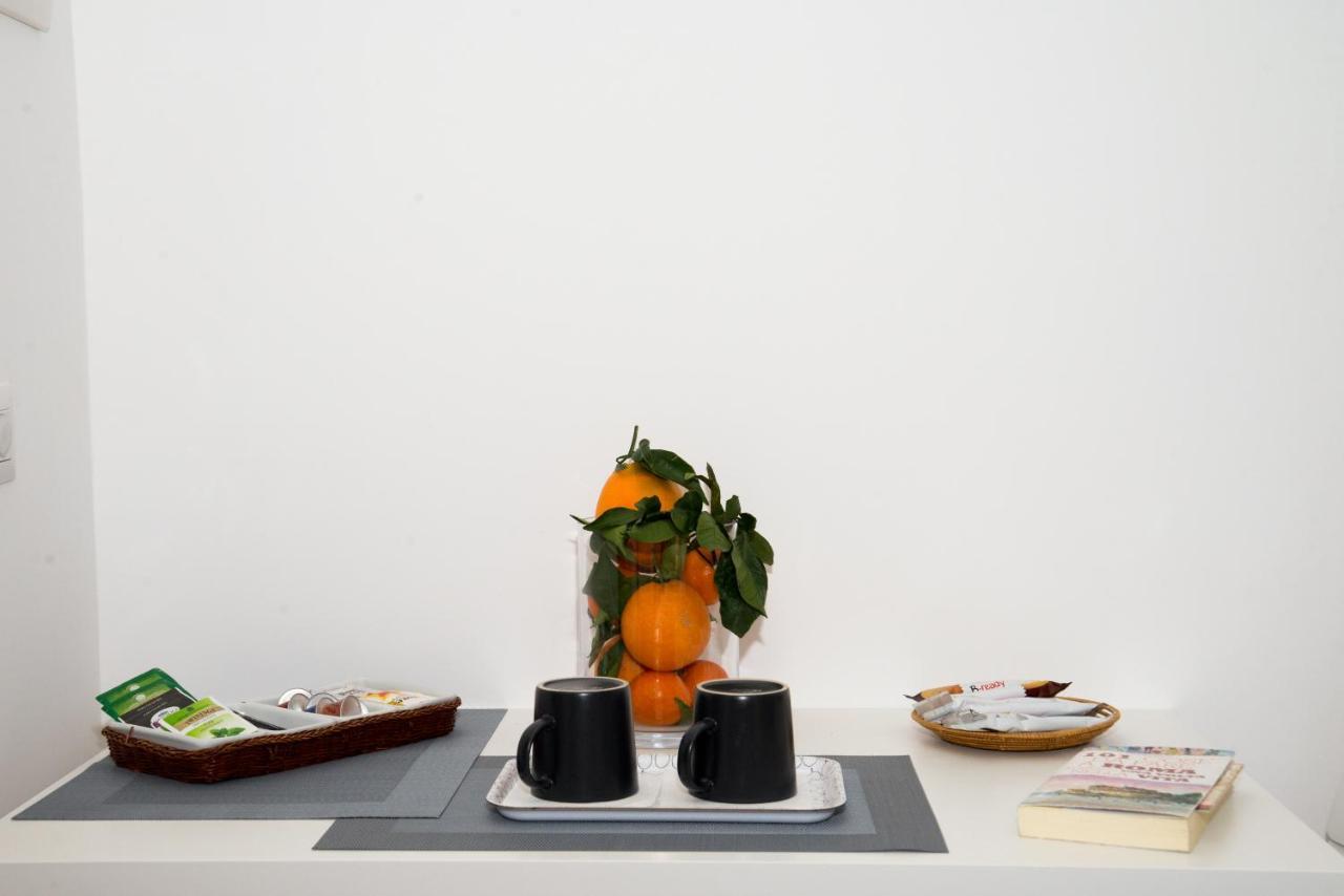Bed and Breakfast A Due Passi Da San Pietro Roma Esterno foto