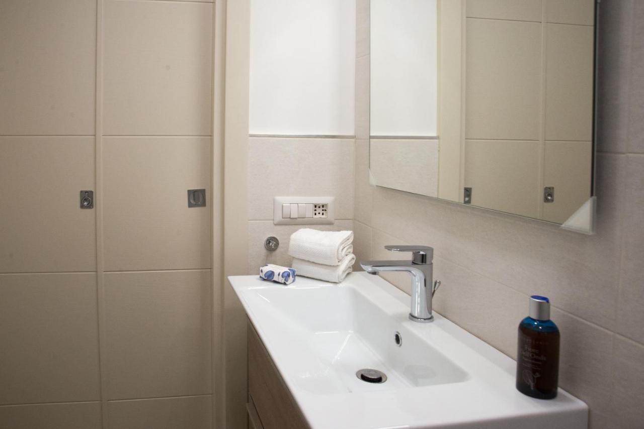 Bed and Breakfast A Due Passi Da San Pietro Roma Esterno foto